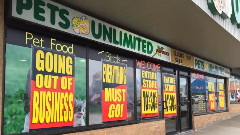 Pet shop with going out of business signs